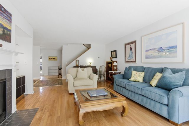 11 Wappoo Creek Place, Charleston, SC 29412