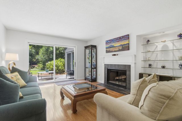 11 Wappoo Creek Place, Charleston, SC 29412