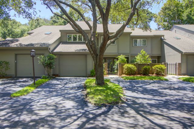 11 Wappoo Creek Place, Charleston, SC 29412