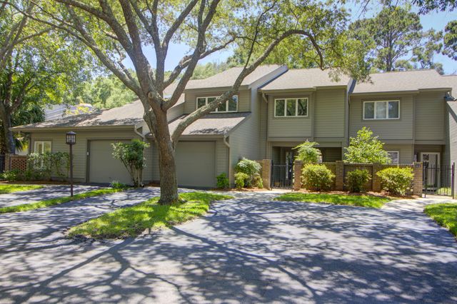 11 Wappoo Creek Place, Charleston, SC 29412