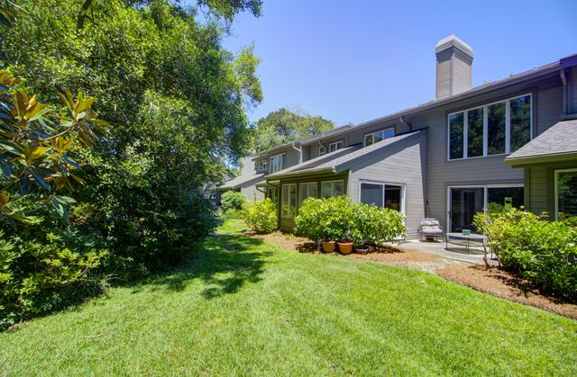 11 Wappoo Creek Place, Charleston, SC 29412