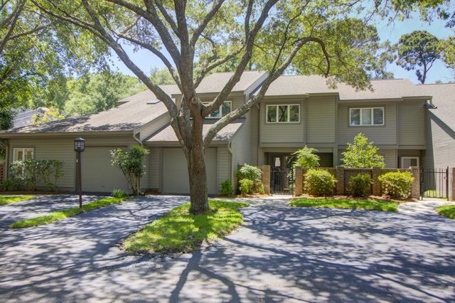11 Wappoo Creek Place, Charleston, SC 29412