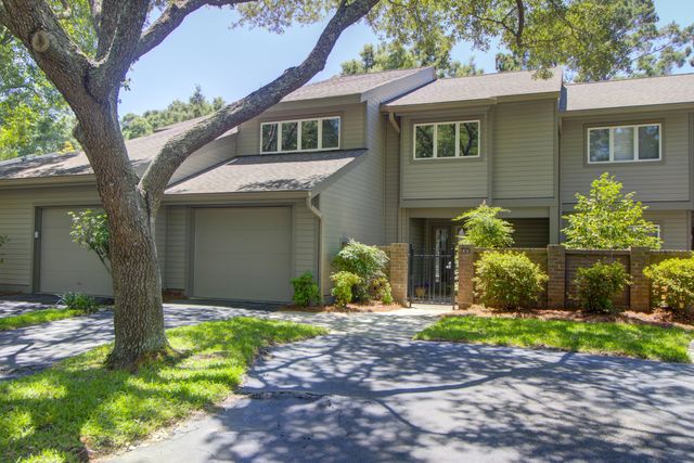 11 Wappoo Creek Place, Charleston, SC 29412