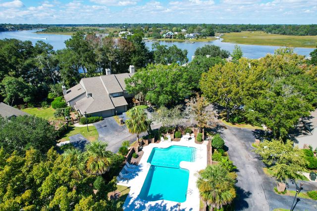 11 Wappoo Creek Place, Charleston, SC 29412