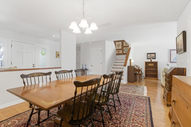 11 Wappoo Creek Place, Charleston, SC 29412