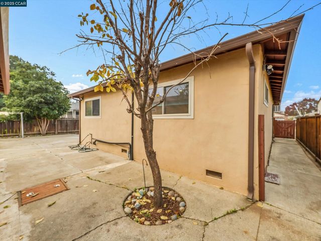 3811 Shasta Cir, Pittsburg, CA 94565