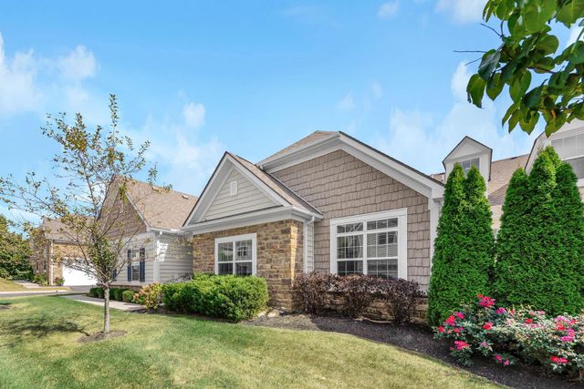 4562 Newport Loop E, Grove City, OH 43123