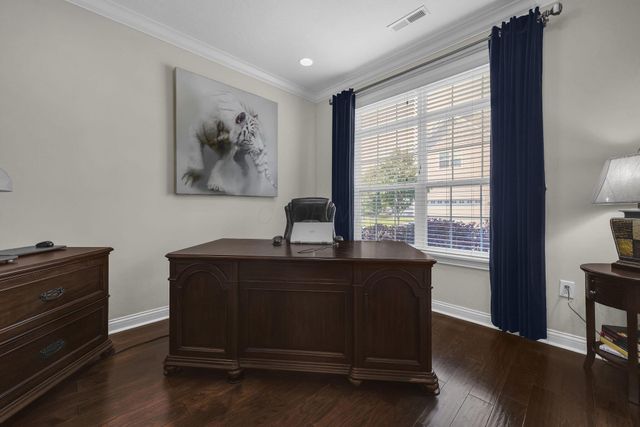 4562 Newport Loop E, Grove City, OH 43123