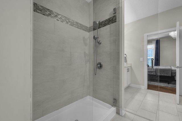 4562 Newport Loop E, Grove City, OH 43123