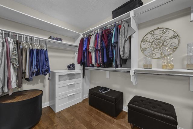 4562 Newport Loop E, Grove City, OH 43123