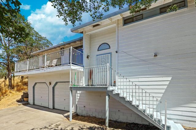 6675 Jenny Lind Rd, Valley Springs, CA 95252