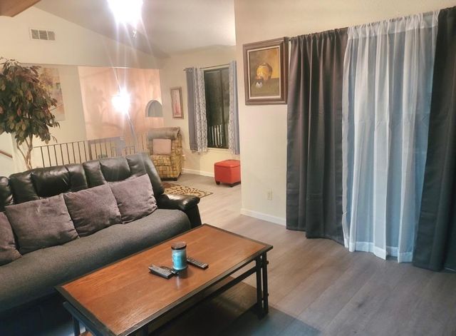 6675 Jenny Lind Rd, Valley Springs, CA 95252