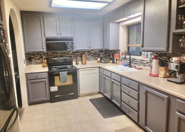 6675 Jenny Lind Rd, Valley Springs, CA 95252