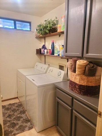 6675 Jenny Lind Rd, Valley Springs, CA 95252