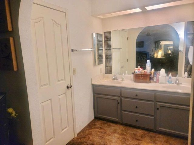 6675 Jenny Lind Rd, Valley Springs, CA 95252