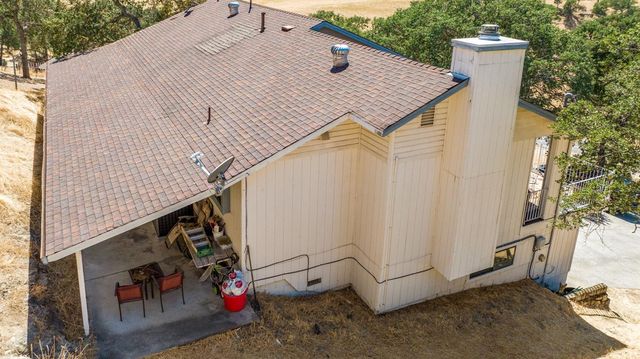 6675 Jenny Lind Rd, Valley Springs, CA 95252