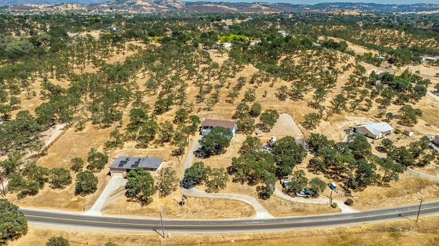 6675 Jenny Lind Rd, Valley Springs, CA 95252