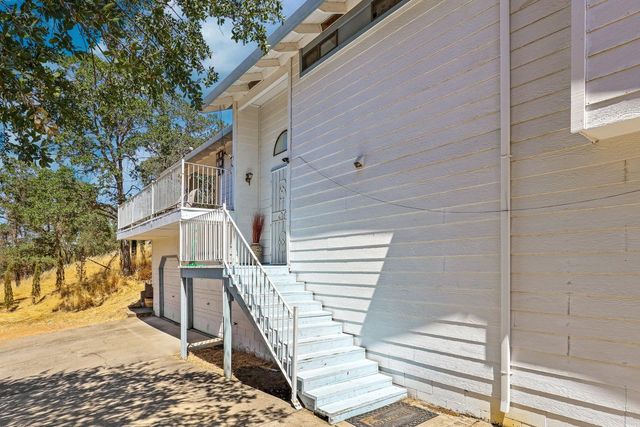 6675 Jenny Lind Rd, Valley Springs, CA 95252