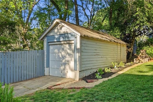 1189 Atlantic Drive NW, Atlanta, GA 30318