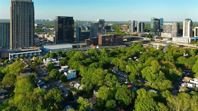 1189 Atlantic Drive NW, Atlanta, GA 30318