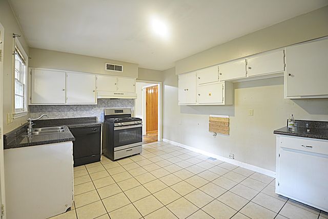 4322 RHODES AVE, Memphis, TN 38111