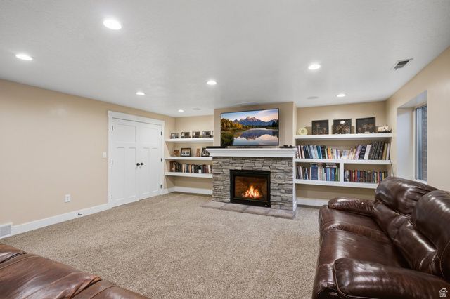 3257 W 2975 N, Plain City, UT 84404