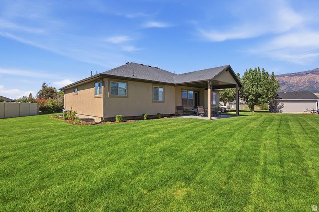 3257 W 2975 N, Plain City, UT 84404