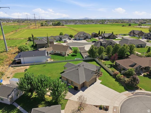 3257 W 2975 N, Plain City, UT 84404