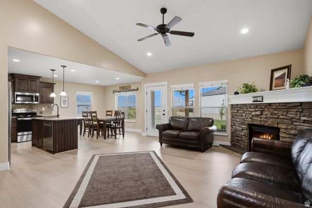 3257 W 2975 N, Plain City, UT 84404