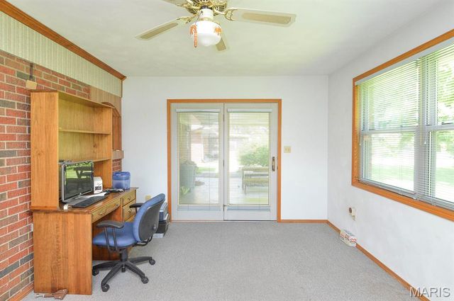 42 Bedford Drive, Belleville, IL 62226