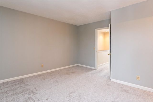 200 Southwick Court, Henrietta, NY 14623