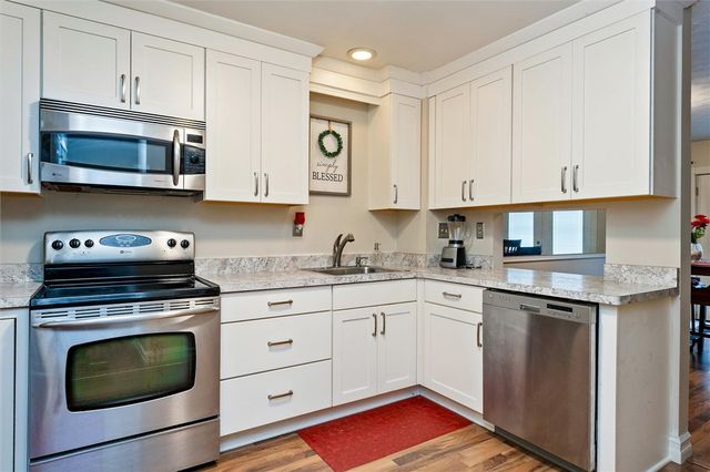 200 Southwick Court, Henrietta, NY 14623