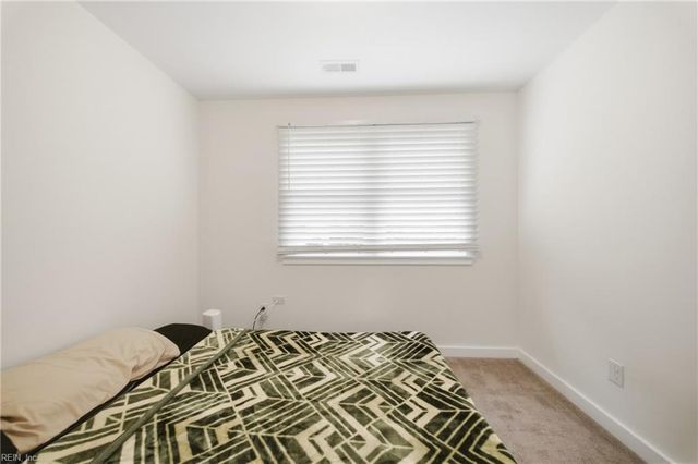 913 Dandridge DR, Portsmouth, VA 23701