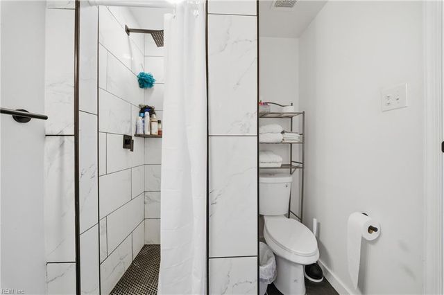 913 Dandridge DR, Portsmouth, VA 23701