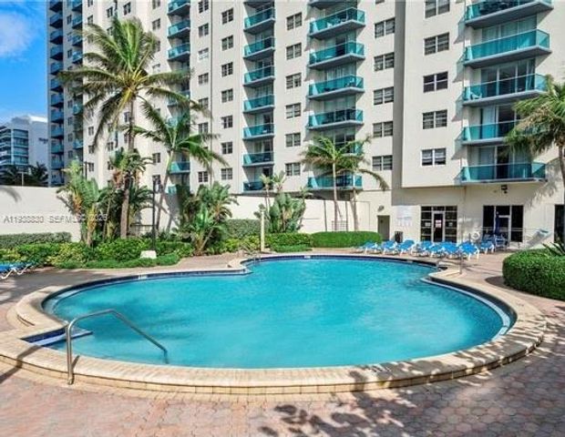 4001 S Ocean Drive 4M, Hollywood, FL 33019