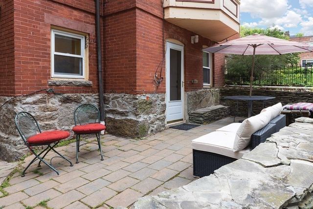 16 Kent Sq 1, Brookline, MA 02446