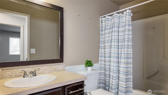 20523 5th Avenue Ct E, Spanaway, WA 98387