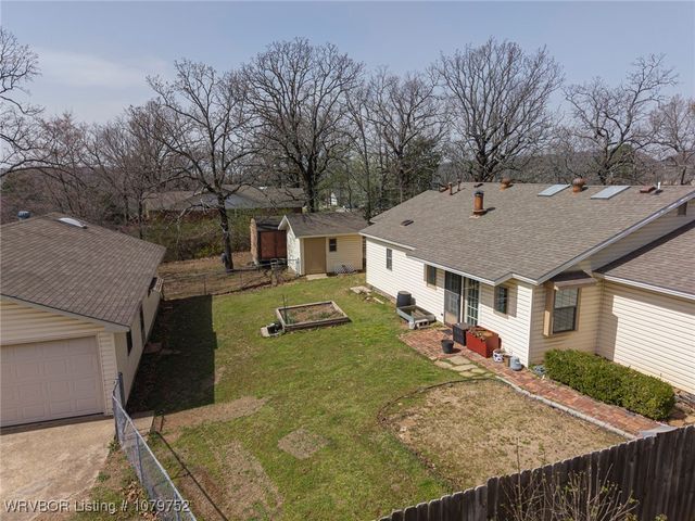 8437 Sebastian Lake Drive, Hackett, AR 72937