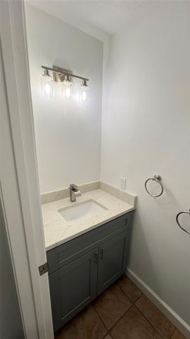 3910 Ebury Drive, Houston, TX 77066