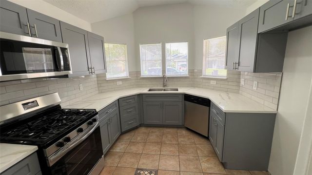 3910 Ebury Drive, Houston, TX 77066