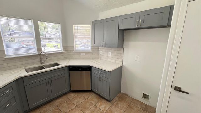 3910 Ebury Drive, Houston, TX 77066