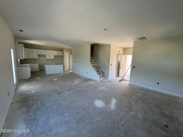 222 Ashley Heights Drive, Aberdeen, NC 28315