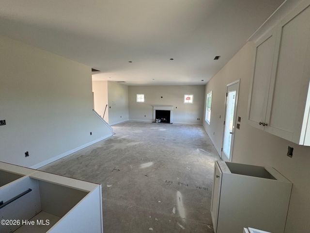 222 Ashley Heights Drive, Aberdeen, NC 28315