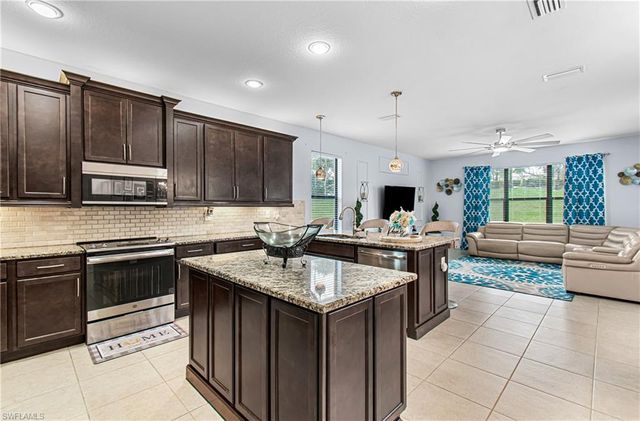 10143 Chesapeake Bay DR, Fort Myers, FL 33913