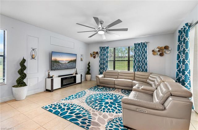 10143 Chesapeake Bay DR, Fort Myers, FL 33913
