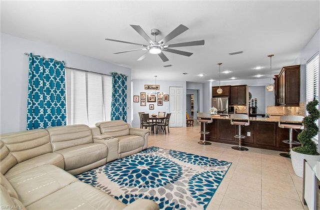 10143 Chesapeake Bay DR, Fort Myers, FL 33913
