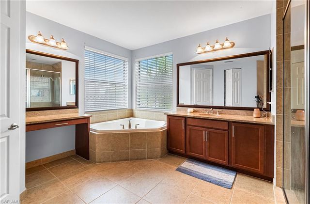 10143 Chesapeake Bay DR, Fort Myers, FL 33913