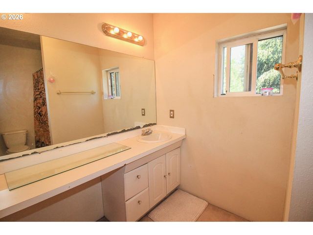 14475 Sw 20TH St, Beaverton, OR 97008