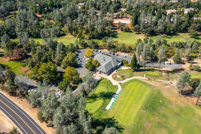 13335 Alicia Parkway, Redding, CA 96003