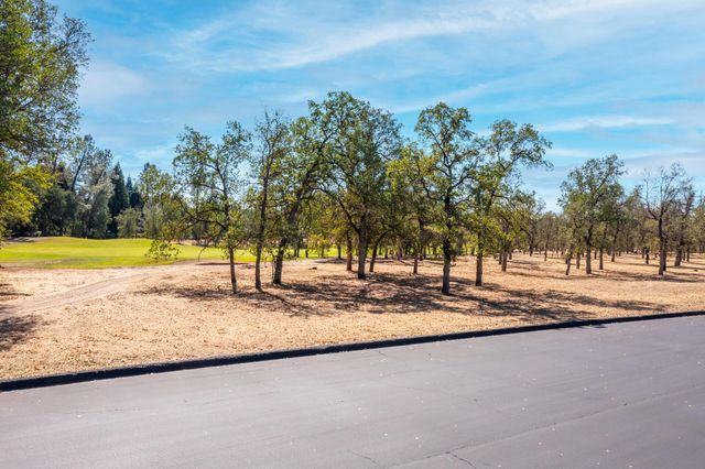 13335 Alicia Parkway, Redding, CA 96003